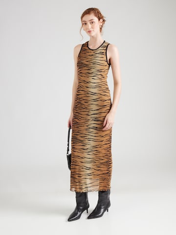 Rochie de la Moschino Jeans pe maro: față