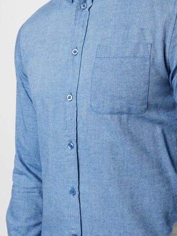 Coupe regular Chemise 'ELDER' KnowledgeCotton Apparel en bleu