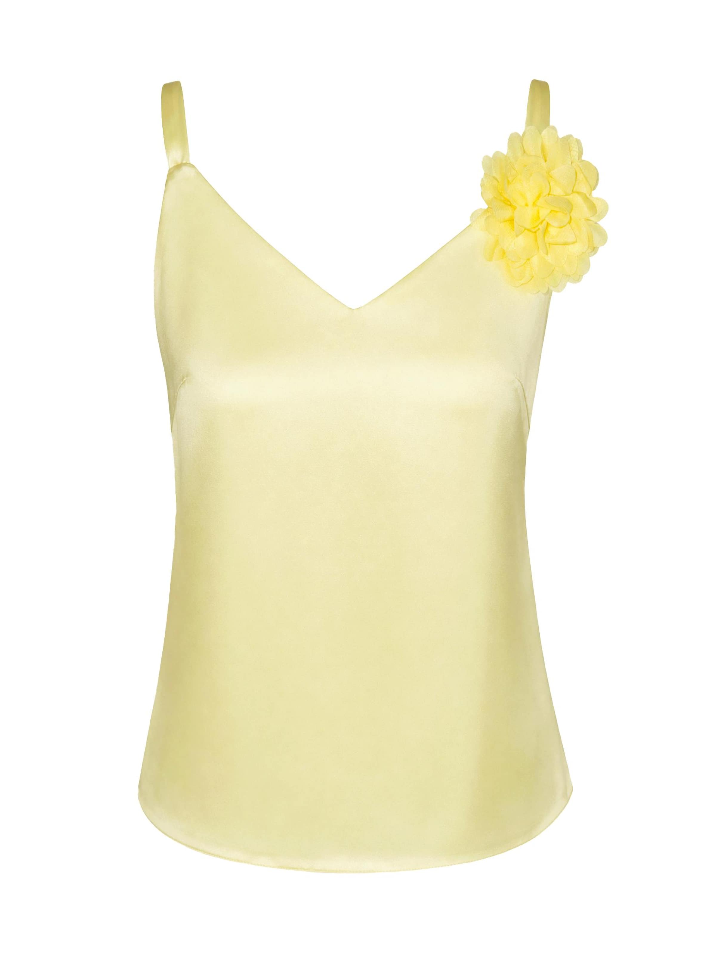 Haut 'V-Neck Satin Top with 3D Flower Detail' REGINA FASHION en jaune : devant