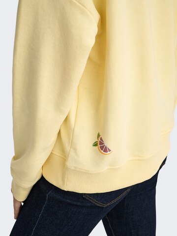 ONLY Sweatshirt 'Kita' in Yellow