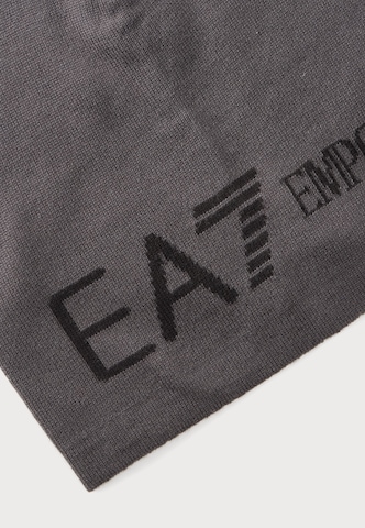 Berretto di EA7 Emporio Armani in grigio