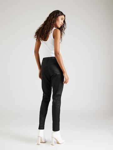 MORE & MORE Slimfit Jeans in Zwart