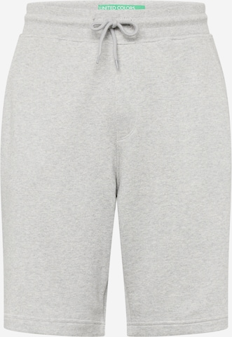 Regular Pantalon UNITED COLORS OF BENETTON en gris : devant