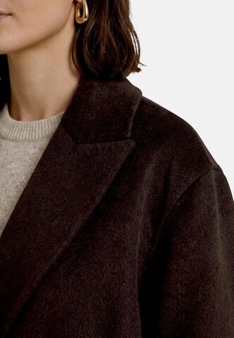 zero Winter Coat in Brown