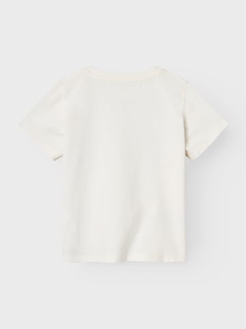NAME IT - Camiseta 'FAMAT' en beige