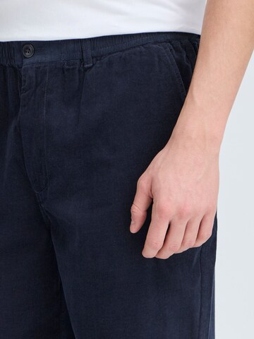 Kronstadt Loosefit Chino 'Alicante' in Blauw