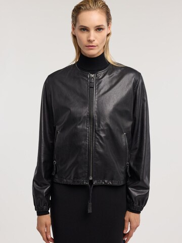 Cappotto invernale di Trussardi in nero