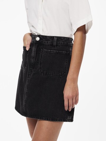 PIECES Skirt 'SKY' in Black