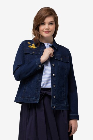 Ulla Popken Between-Season Jacket in Blue: front