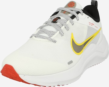 Scarpa da corsa 'Downshifter 12' di NIKE in bianco: frontale