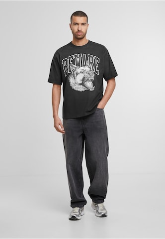 MARKET T-Shirt 'Beware' in Schwarz