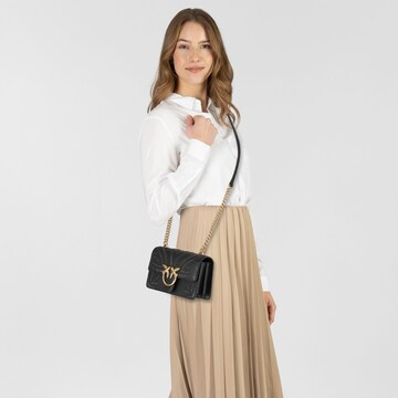 Borsa a tracolla 'Love One' di PINKO in nero: frontale
