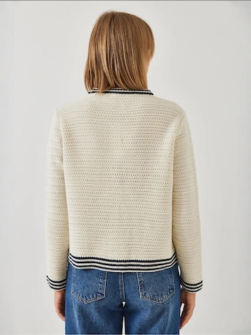 Giacchetta di Bianco Lucci in beige