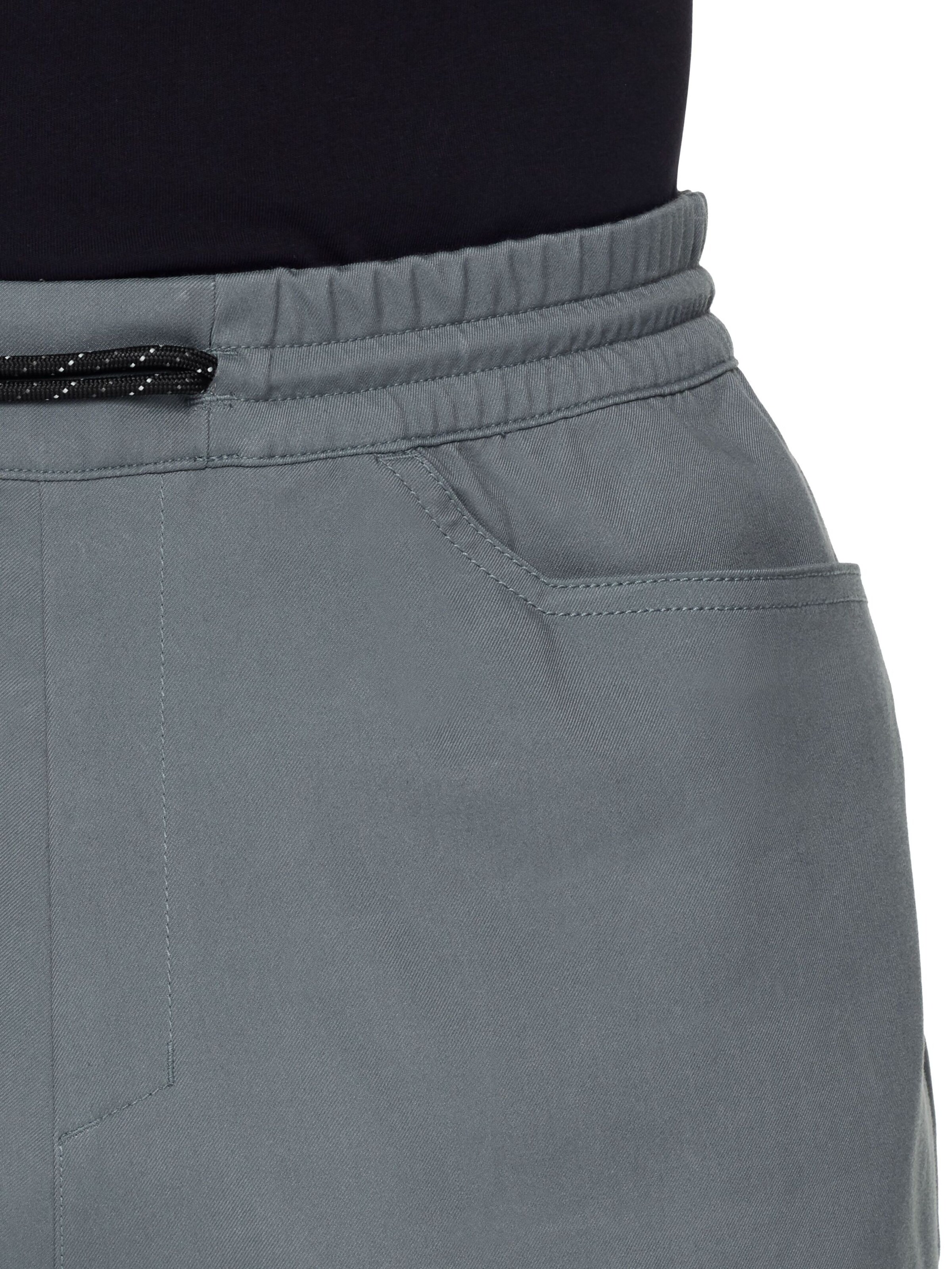 MAMMUT Regular Outdoor Pants 'Massone' in Grey