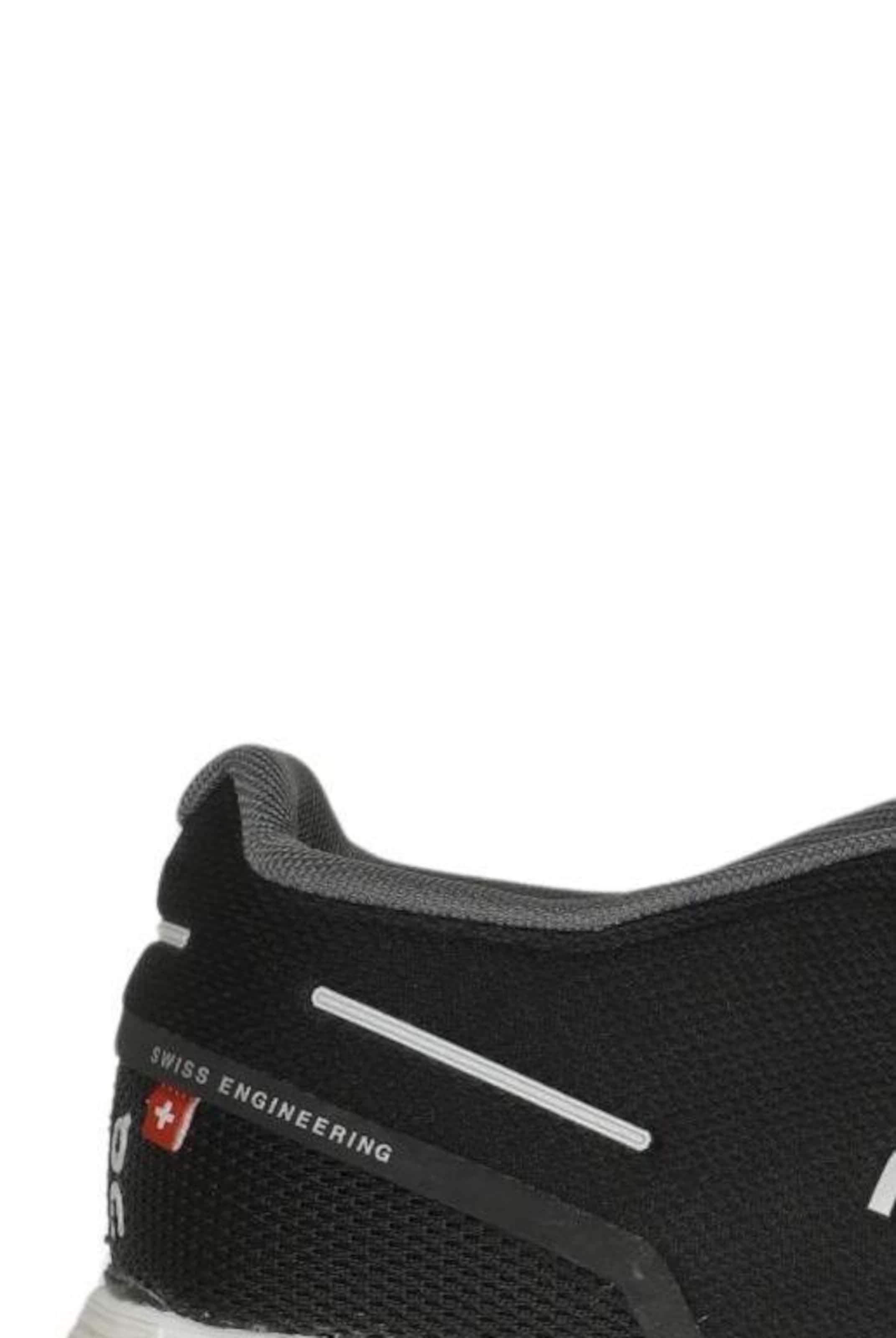 On Sneaker 39 in Schwarz