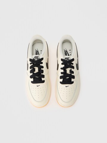 Nike Sportswear Ketsid 'AIR FORCE 1 LV8', värv beež