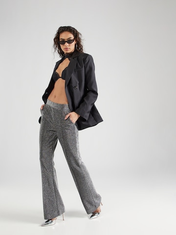 évasé Pantalon 'Tacha' b.young en argent