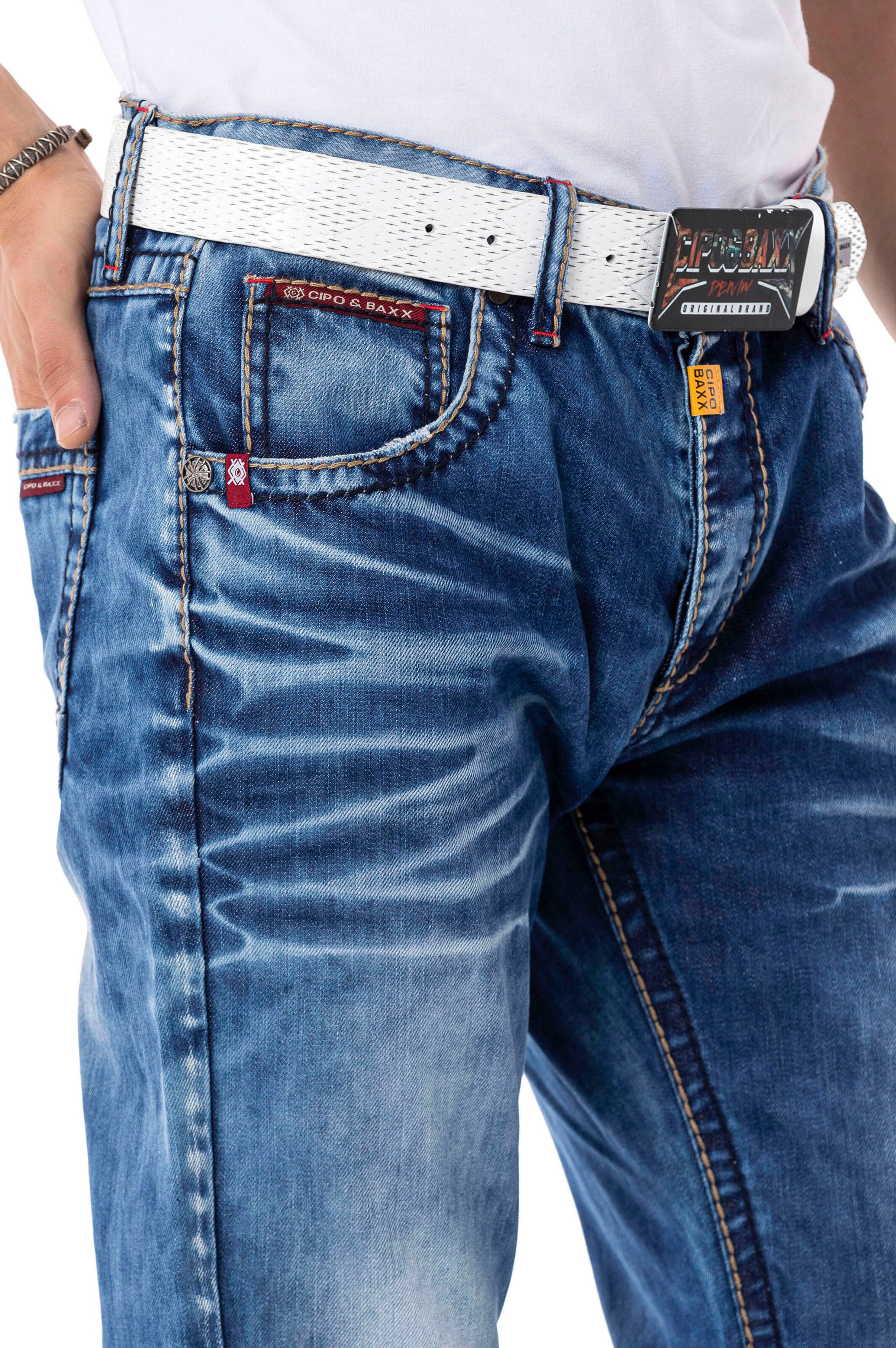 CIPO & BAXX Regular Jeans in Blue