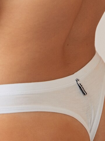 String 'Faara' ARMEDANGELS en blanc