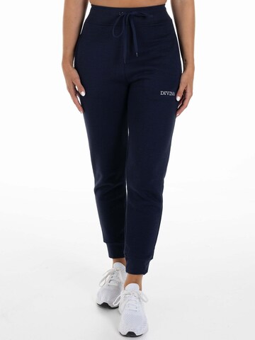 Divina Tapered Broek 'Comfy' in Blauw: voorkant