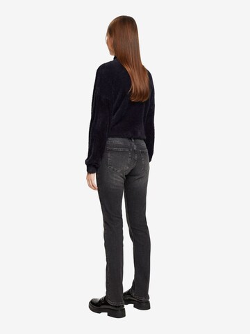 ESPRIT Regular Jeans in Black