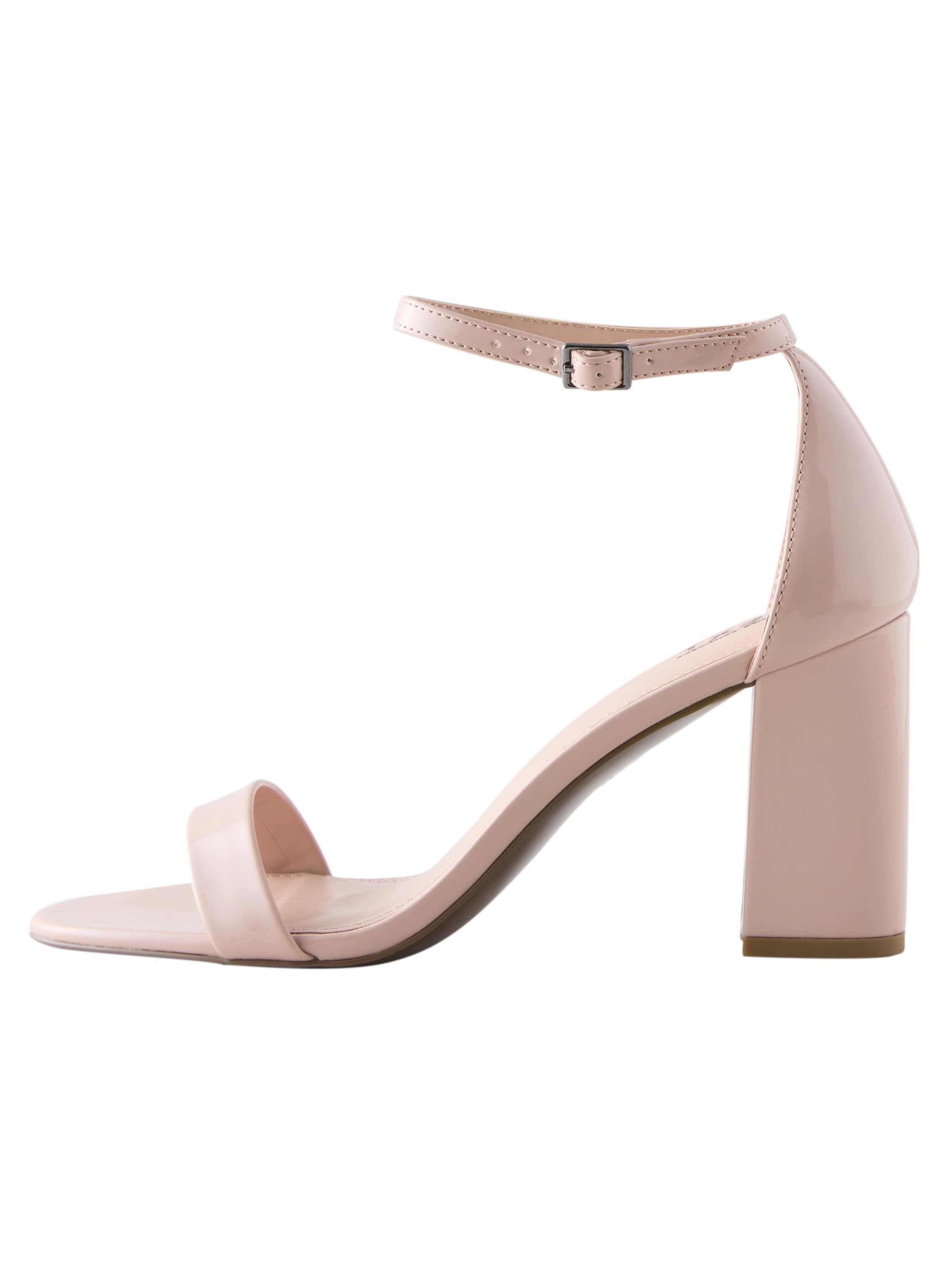 Next - Sandalias con hebilla 'Forever Comfort' en beige: frente