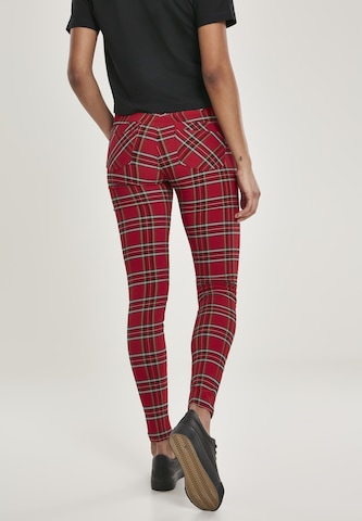 Skinny Pantaloni di Urban Classics in rosso