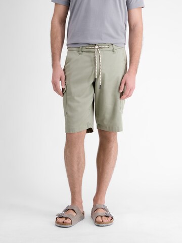 Regular Pantalon LERROS en vert : devant