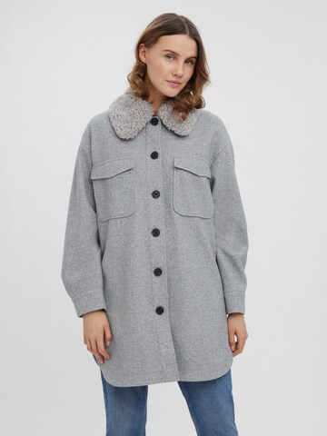 VERO MODA Between-Seasons Coat 'Ollie' in Grey: front