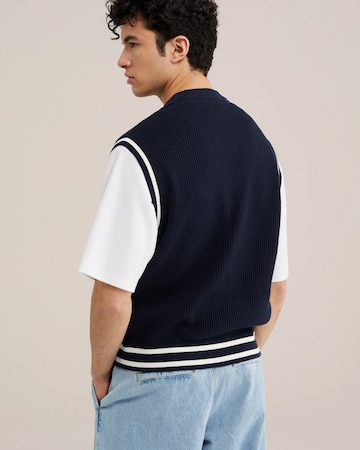 WE Fashion Spencer in Blauw