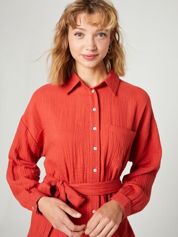 Rochie tip bluză 'Marion' de la Guido Maria Kretschmer Women pe roșu