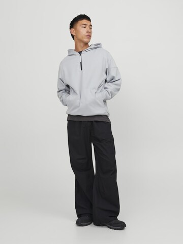 JACK & JONES Sweatshirt in Grey