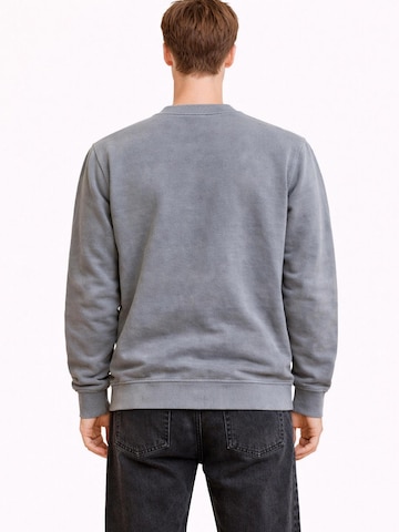 A Question Of (AQO) Sweatshirt 'Johannes' in Grijs