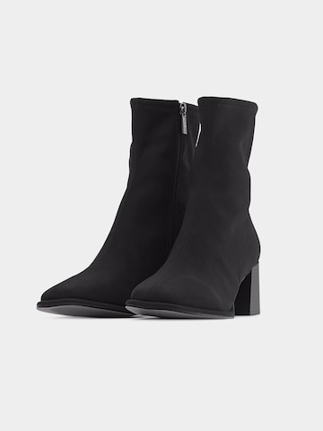 STEVE MADDEN Rövid szárú csizmák 'Nextstep' - fekete: elől