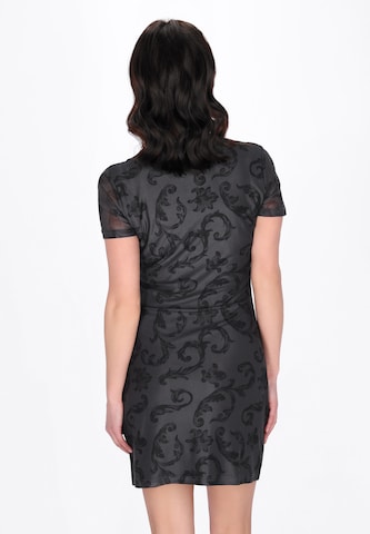 Usha Dress in Schwarz