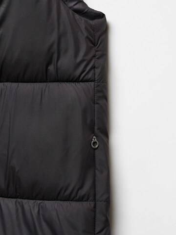 Gilet 'NUBE' MANGO en noir