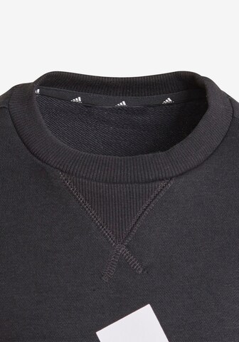 ADIDAS SPORTSWEAR Sport sweatshirt 'Essentials' i svart