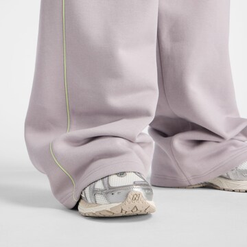 new balance Wide leg Sportbroek 'Trackside Fleece Pant' in Grijs