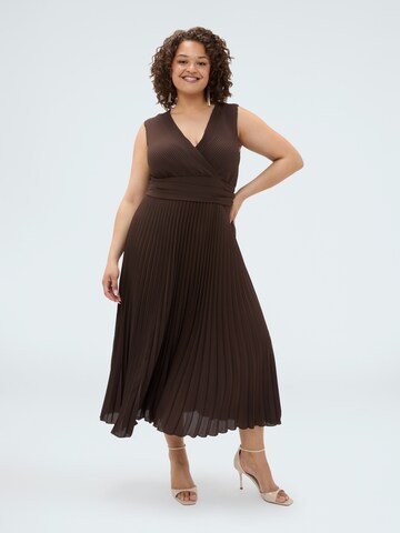 Robe Fiorella Rubino en marron