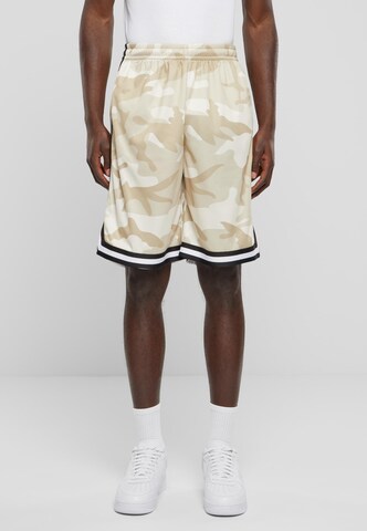 Urban Classics Loosefit Shorts in Beige