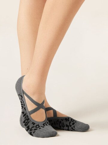CALZEDONIA Ankle Socks 'Pilates' in Grey: front