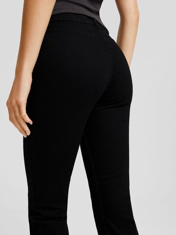 Slimfit Jeans de la Bershka pe negru