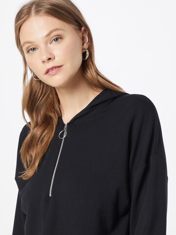 ABOUT YOU - Sweatshirt 'Samara' em preto