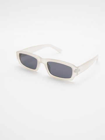 Lunettes de soleil Pull&Bear en gris : devant