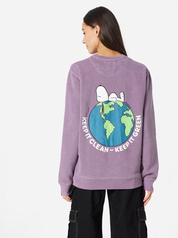 Vintage Supply Sweatshirt 'KEEP IT GREEN' in Purple