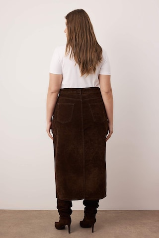 Trendyol Curve Skirt in Brown