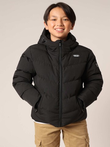 Veste mi-saison 'Interest' Deeluxe en noir : devant