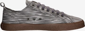 Ethletic Sneakers in Grey