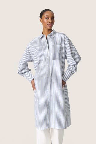 SOAKED IN LUXURY Blousejurk 'Mimilou' in Blauw: voorkant