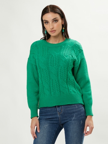 Influencer Sweater in Green: front